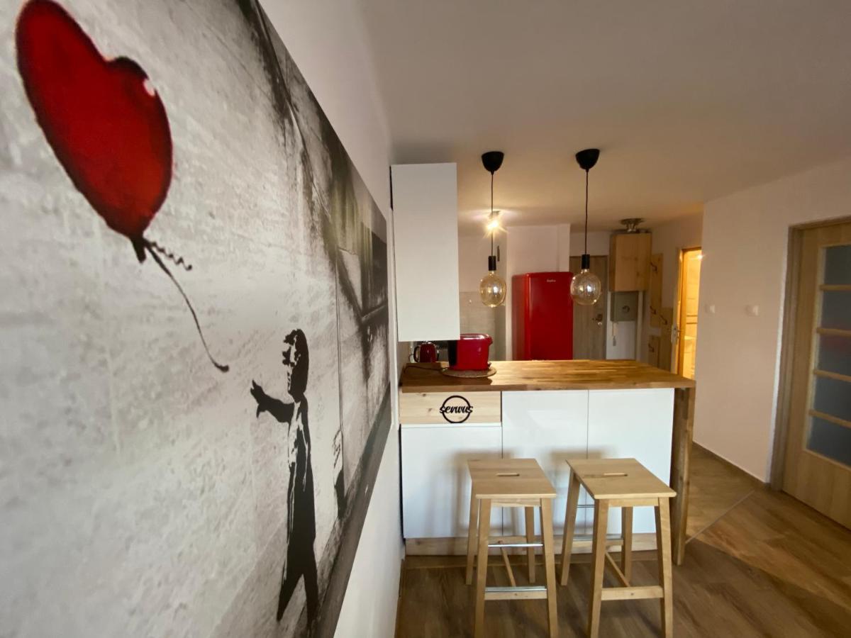 On The Corner 7 Apartment Катовице Екстериор снимка